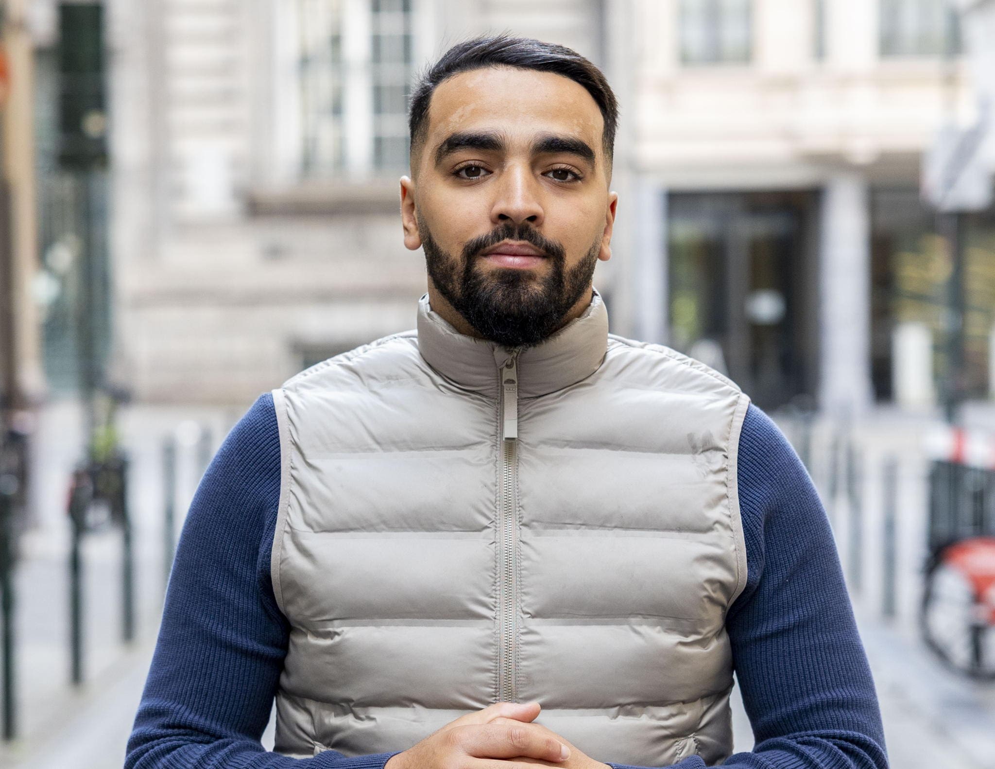 Ilyas Mouani (Vooruit.brussels) wil dat regering strenger optreedt tegen relschoppers