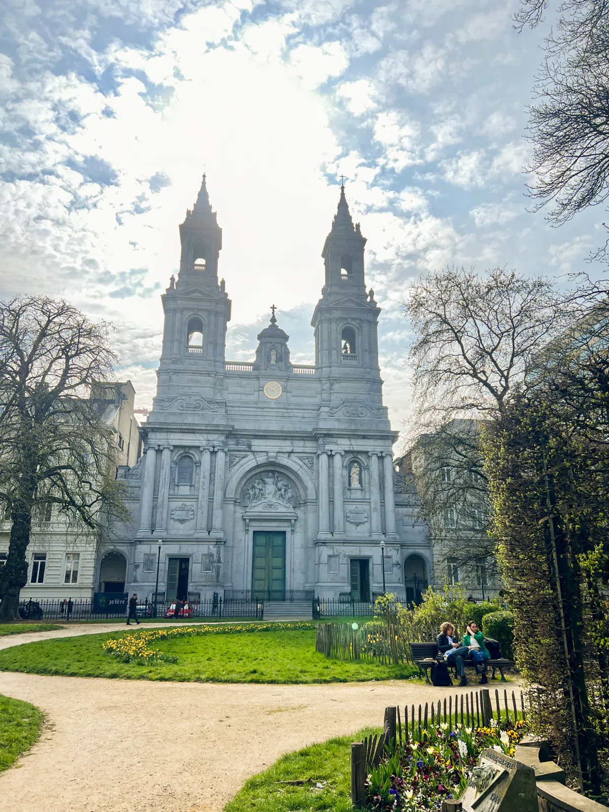 Restauratie van de gevel van de Sint-Jozefkerk in de Europese Wijk afgerond